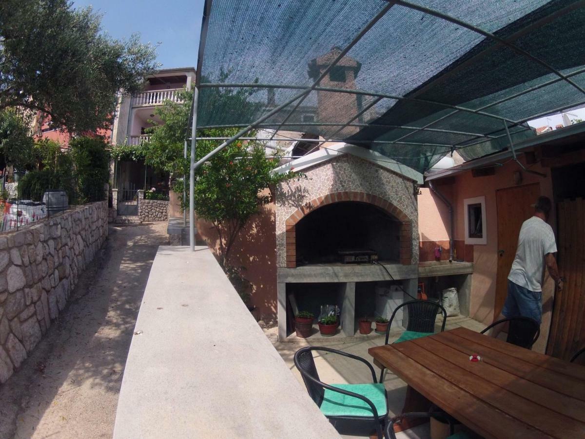 Apartman Lila Čunski Exterior photo